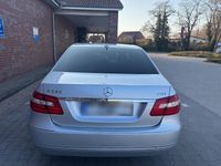 Gebraucht Mercedes E220 170 PS (125 kW) 2011 Grau Limousine