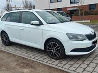Gebraucht Skoda Fabia Ambition 90 PS (66 kW) 2017 Weiß Kombi