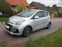 Gebraucht Hyundai i10 Trend 67 PS (49 kW) 2018 Silber Kleinwagen