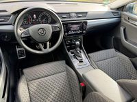 Gebraucht Skoda Superb Style 179 PS (131 kW) 2017 Grau Limousine