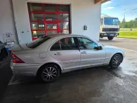Gebraucht Mercedes C180 Elegance 129 PS (94 kW) 2001 Silber Limousine