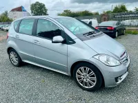 Gebraucht Mercedes A180 116 PS (85 kW) 2011 Silber Kleinwagen