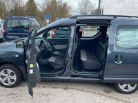 Gebraucht Dacia Dokker Ambiance 102 PS (75 kW) 2017 Grau Van / Kleinbus