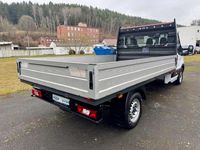 Gebraucht Ford Transit Basis 131 PS (96 kW) 2021 Frostweiß Van / Kleinbus