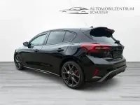 Używany Ford Focus ST 280 KM (205 kW) 2024 Czarny Sedan/Limuzyna