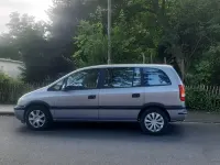 Gebraucht Opel Zafira 115 PS (84 kW) 2000 Silber Van / Kleinbus