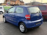 Gebraucht VW Fox Basis 54 PS (39 kW) 2005 Indienblau Kleinwagen