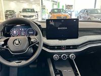 Gebraucht Skoda Superb Selection 193 PS (141 kW) 2022 Andere farbe Kombi