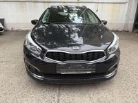 Gebraucht Kia Ceed Sportswagon Platinum 128 PS (94 kW) 2016 Schwarz Kombi