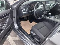 Gebraucht BMW 520 184 PS (135 kW) 2011 Grau Limousine