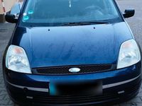 Gebraucht Ford Fiesta 60 PS (44 kW) 2005 Blau Kleinwagen