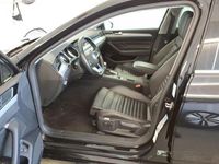 Gebraucht VW Passat GTE 218 PS (160 kW) 2023 Deep black perleffekt Kombi