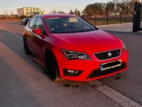 Używany Seat Leon FR 179 KM (131 kW) 2013 Czerwony Sedan/Limuzyna