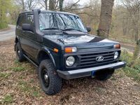 Gebraucht Lada niva 83 PS (61 kW) 2017 Grün SUV