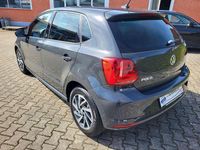Gebraucht VW Polo Sound 75 PS (55 kW) 2017 Grau Limousine