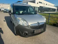 Gebraucht Opel Combo 120 PS (88 kW) 2016 Silber Van / Kleinbus