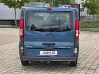 Gebraucht Opel Vivaro 114 PS (83 kW) 2008 Blau Van / Kleinbus