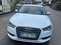 Gebraucht Audi A3 Attraction 150 PS (110 kW) 2014 Weiß Limousine