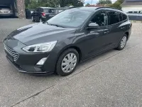 Gebraucht Ford Focus Trend 101 PS (74 kW) 2019 Grau Limousine