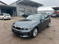 Gebraucht BMW 320 Advantage 190 PS (139 kW) 2020 Grau Kombi