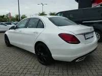 Gebraucht Mercedes C180 156 PS (114 kW) 2018 Weiss Limousine