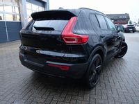 Używany Volvo XC40 Plus 163 KM (119 kW) 2025 Czarny SUV
