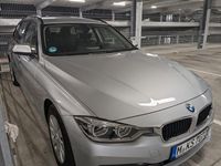Gebraucht BMW 318 150 PS (110 kW) 2019 Silber Kombi