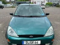 Gebraucht Ford Focus 75 PS (55 kW) 1999 Grün Limousine