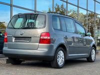 gebraucht VW Touran Trendline 1.6 FSI Klima