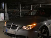 Gebraucht BMW 523 177 PS (130 kW) 2006 Silber Limousine