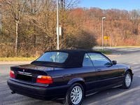 Gebraucht BMW 318 Cabriolet 115 PS (84 kW) 1997 Violet Cabrio