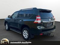 Gebraucht Toyota Land Cruiser 177 PS (130 kW) 2016 Dark green SUV