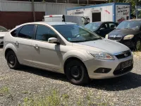 Gebraucht Ford Focus Style 101 PS (74 kW) 2009 Silber Kleinwagen
