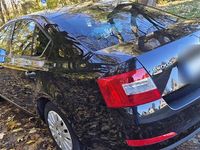 Second-hand Skoda Octavia 116 CP (85 kW) 2016 Negru Hatchback