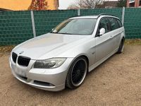 Gebraucht BMW 318 129 PS (94 kW) 2007 Silber Kombi