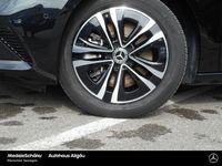 Gebraucht Mercedes E250 Progressive 163 PS (119 kW) 2024 Schwarz Limousine