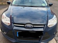 Gebraucht Ford Focus 140 PS (102 kW) 2013 Blau Limousine