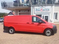 Gebraucht Mercedes Vito 136 PS (100 kW) 2022 Rot Van