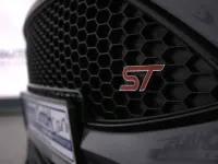 Gebraucht Ford Focus ST 250 PS (183 kW) 2018 Slategrau Kombi
