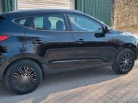 gebraucht Hyundai ix35 1.6 2WD Style AHK 2 Hd. Allwetterreifen 118Tkm