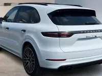 Gebraucht Porsche Cayenne Turbo 549 PS (403 kW) 2019 Weiß SUV