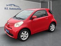 Gebraucht Toyota iQ Basis 68 PS (50 kW) 2009 Rot Kleinwagen