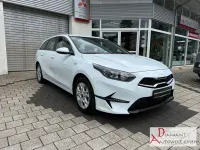 Gebraucht Kia Ceed Sportswagon Vision 140 PS (102 kW) 2025 (wd) cararraweiss Kombi