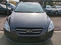 Gebraucht Kia Ceed Sportswagon Vision 109 PS (80 kW) 2009 Grau Kombi