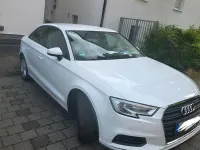 Gebraucht Audi A3 116 PS (85 kW) 2019 Weiß Limousine