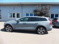 Gebraucht Volvo V60 CC 145 PS (106 kW) 2023 Kombi