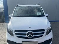 Gebraucht Mercedes V220 163 PS (119 kW) 2022 Weiß Van / Kleinbus