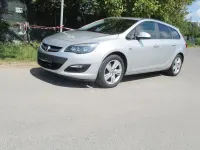 Second-hand Opel Astra 136 CP (100 kW) 2015 Argintiu Berlinǎ