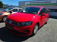 Gebraucht VW Golf Sportsvan Trendline 110 PS (80 kW) 2018 Tornadorot Van / Kleinbus