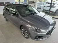 Gebraucht Hyundai i30 Advantage 115 PS (84 kW) 2026 Ecotronic grey Limousine